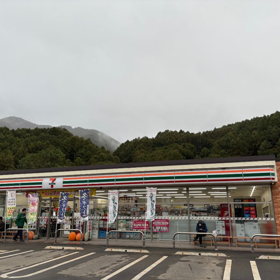 Kawakami convenience stop