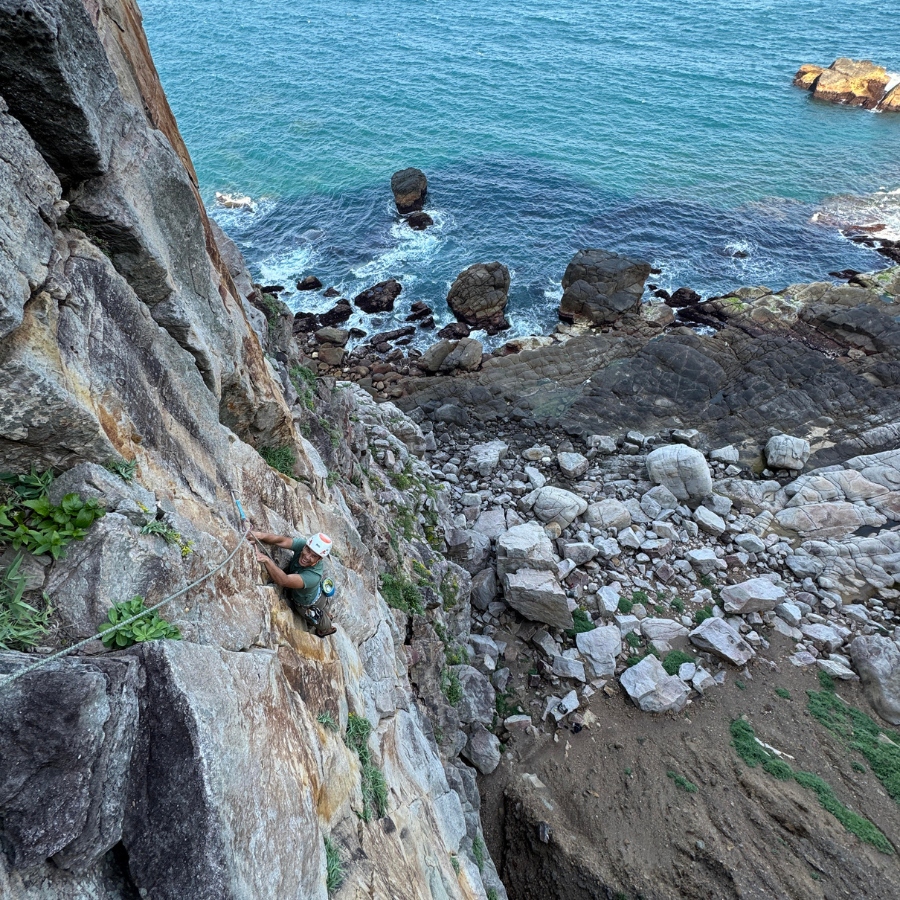 This is Byrdie on the rocks