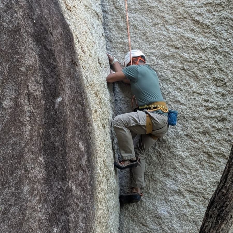 Practicing hand jams Ogawayama